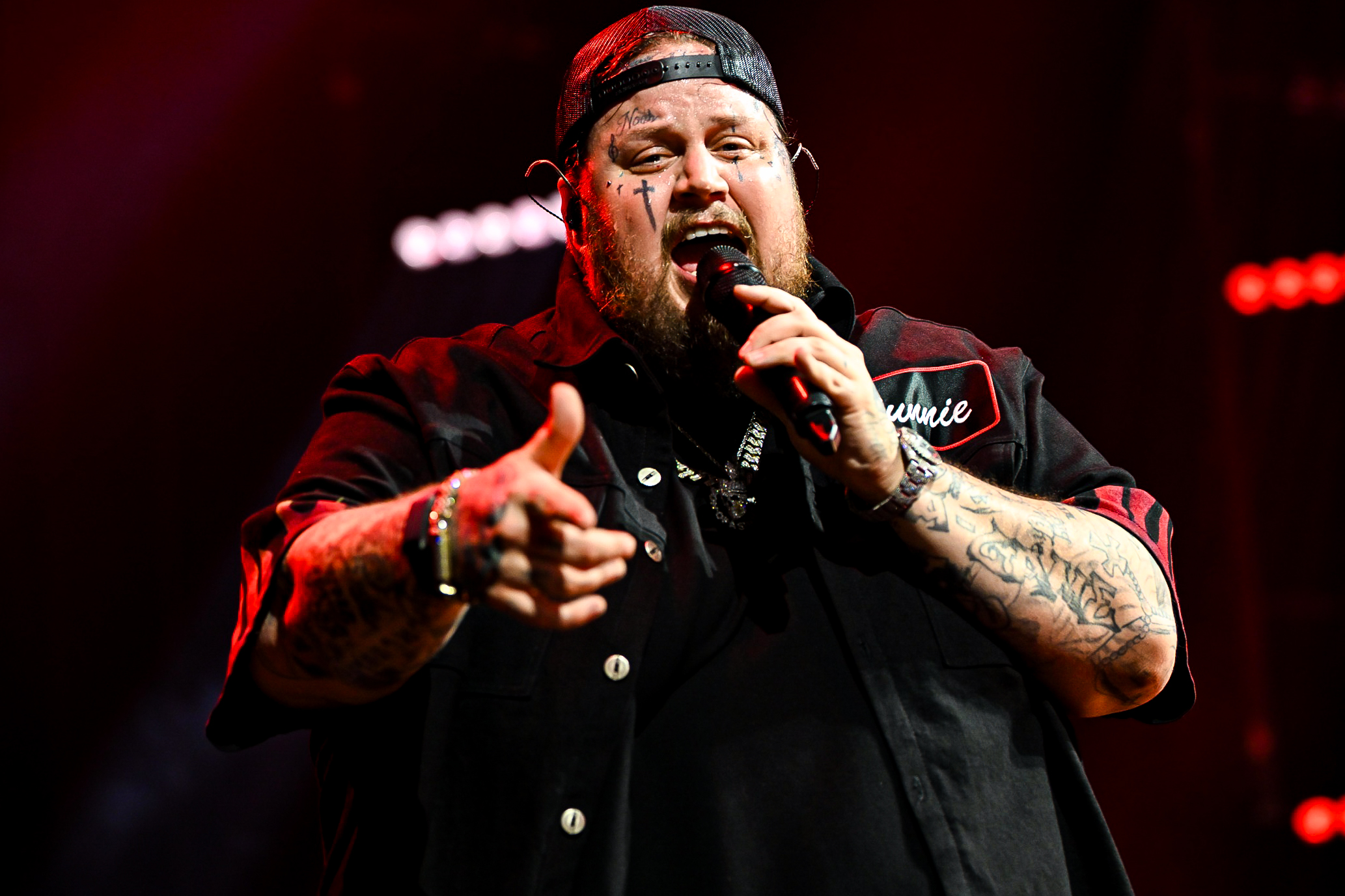 Jelly Roll Plays Ballads of the Broken For the Woodlands!