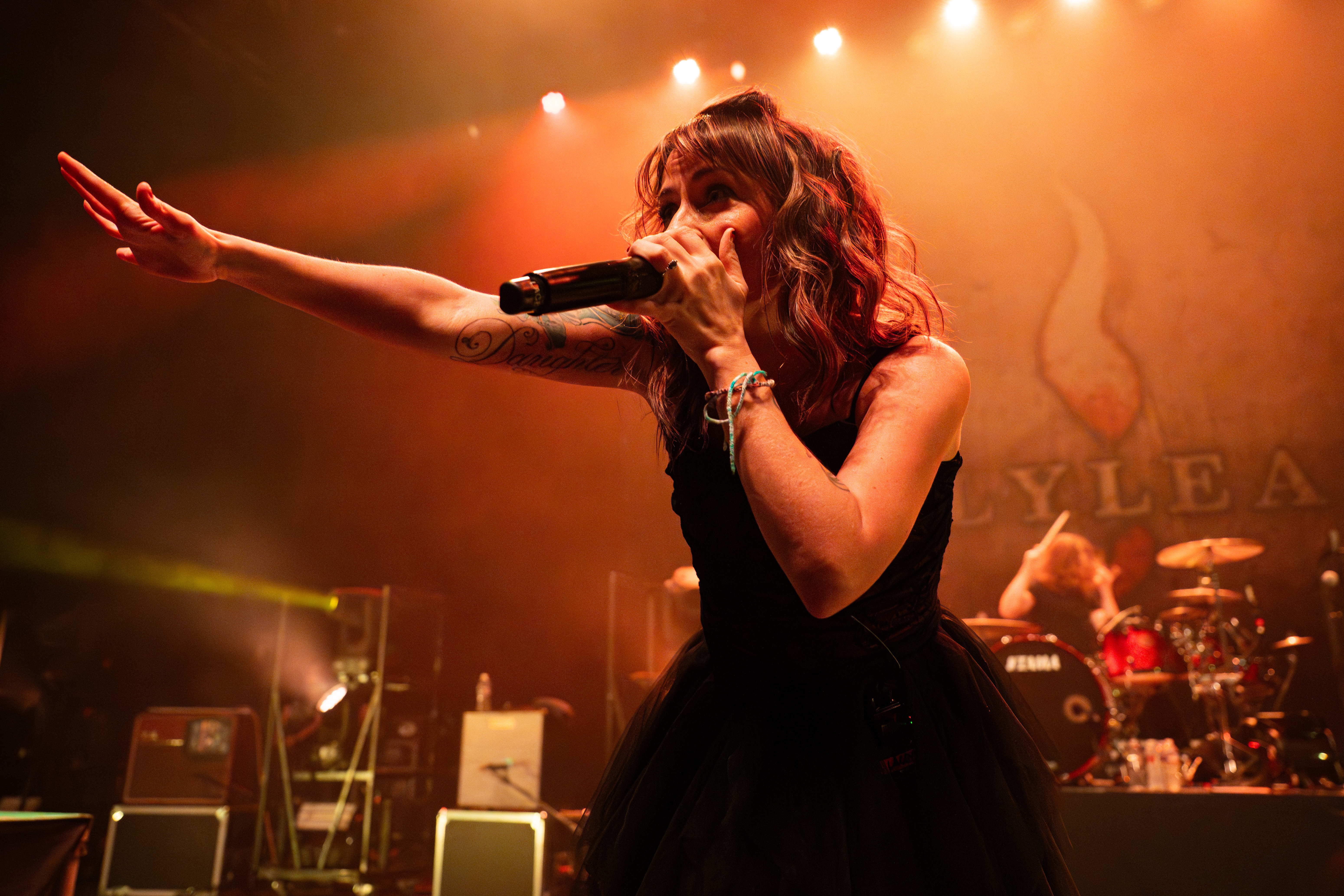 Flyleaf Proves Some Voices Never Fade on Their 20th Anniversary Tour!